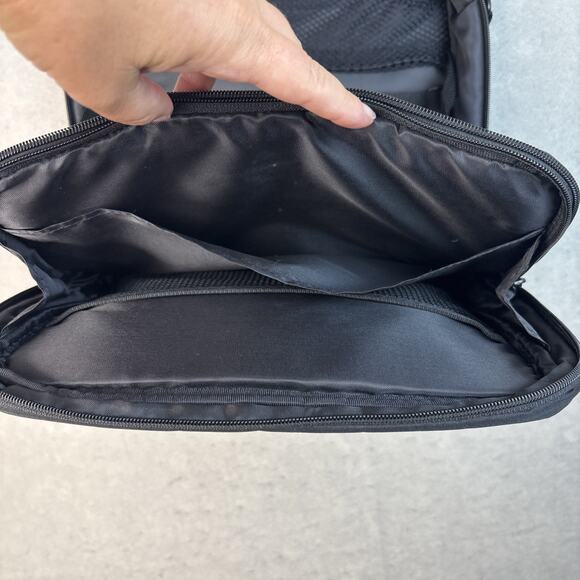 Targus Bag Carry‎ Case Tablet iPad Black 12x9 Inches Divider Pockets Laptop - Picture 6 of 8